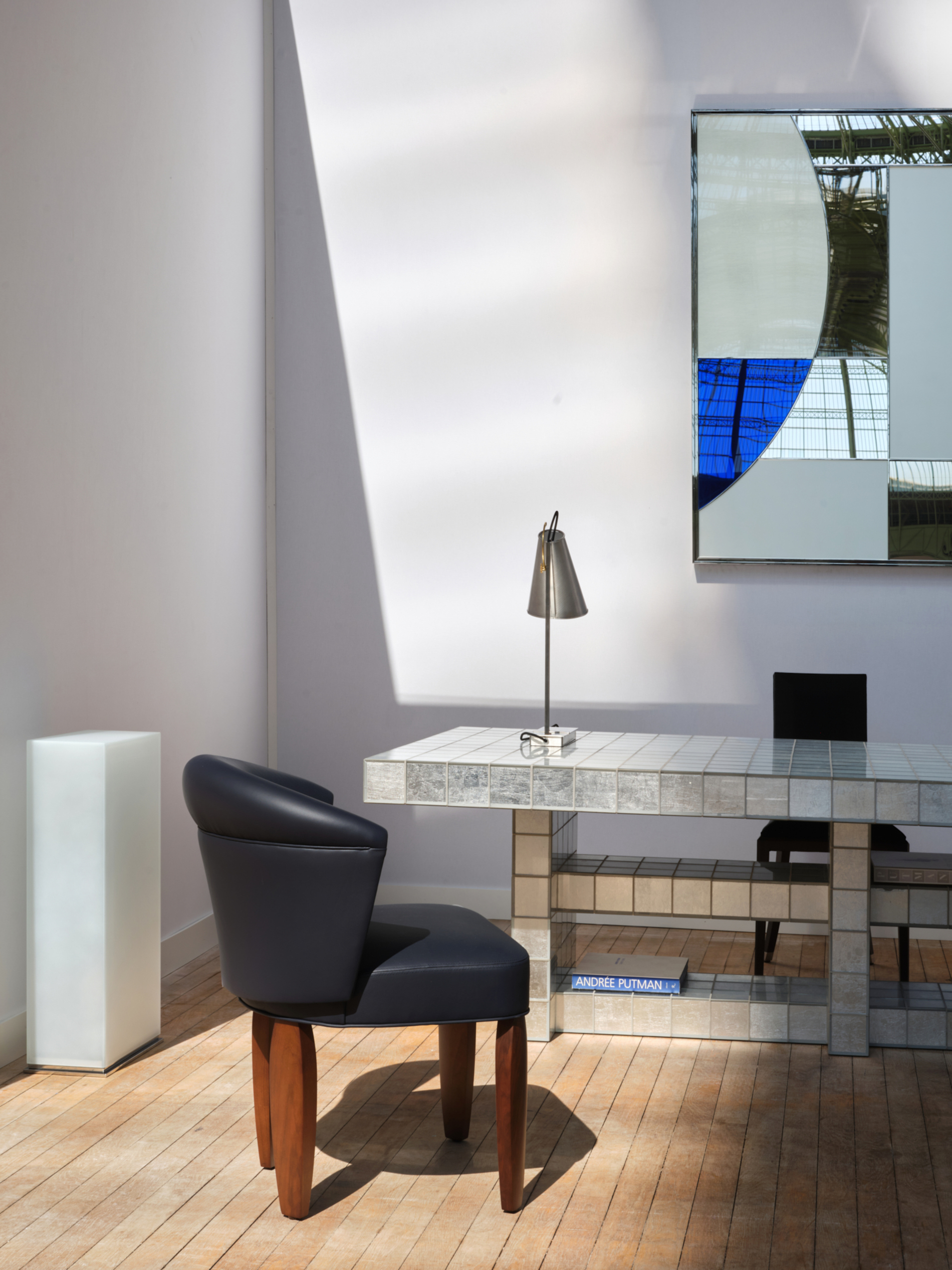 A Bras Ouverts chair