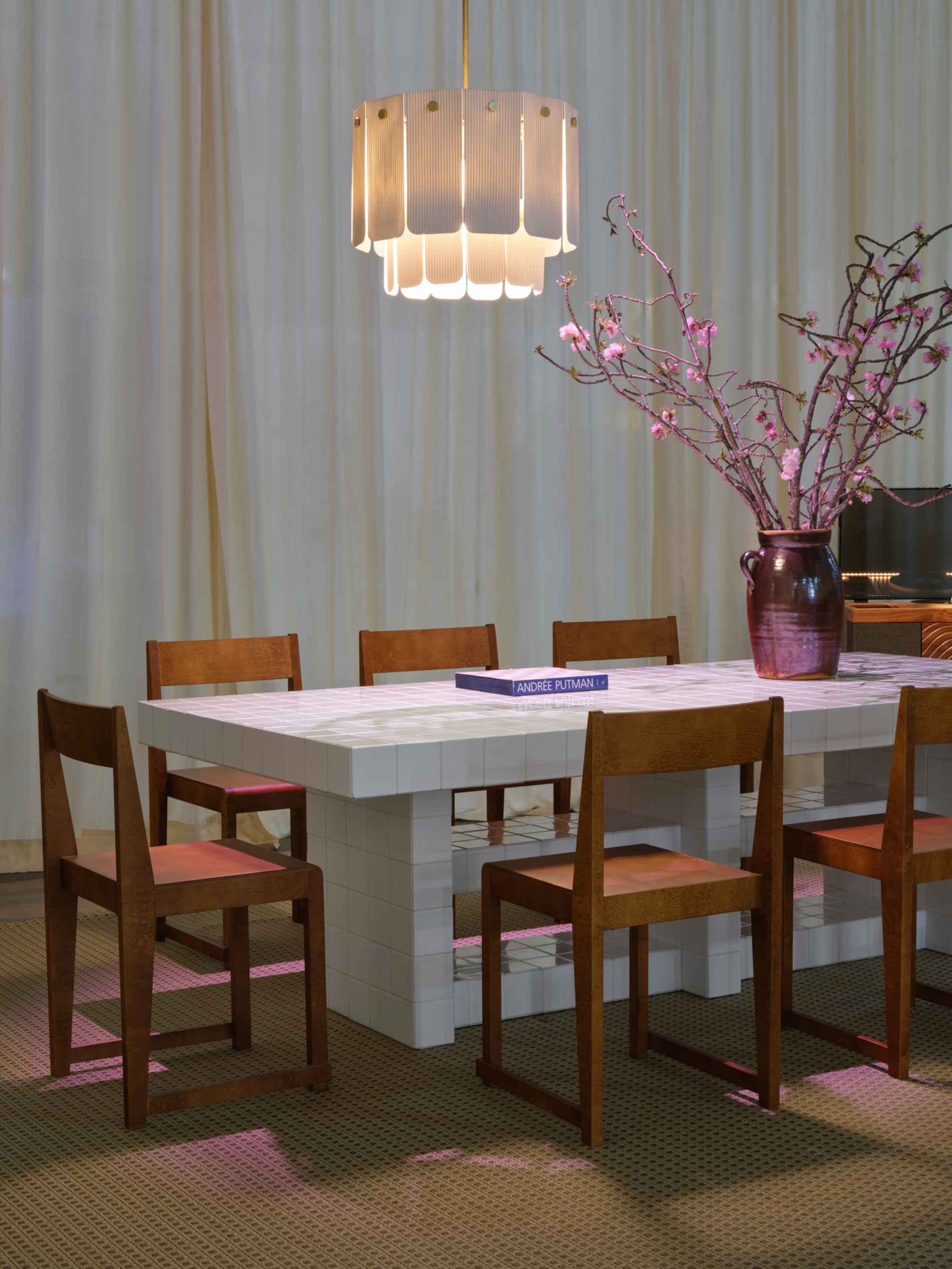 Mille et un carré dining table