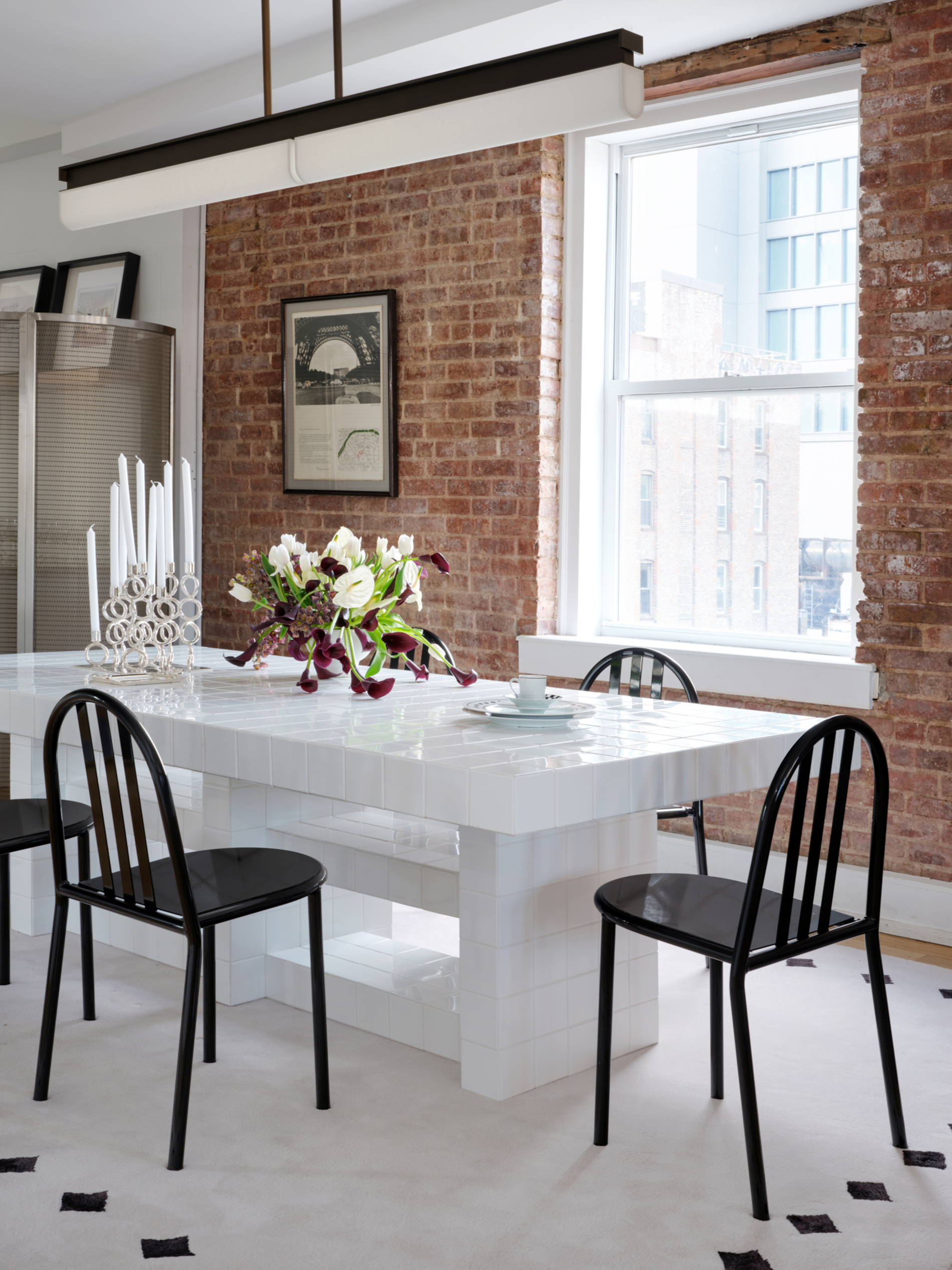 Mille et un carré dining table