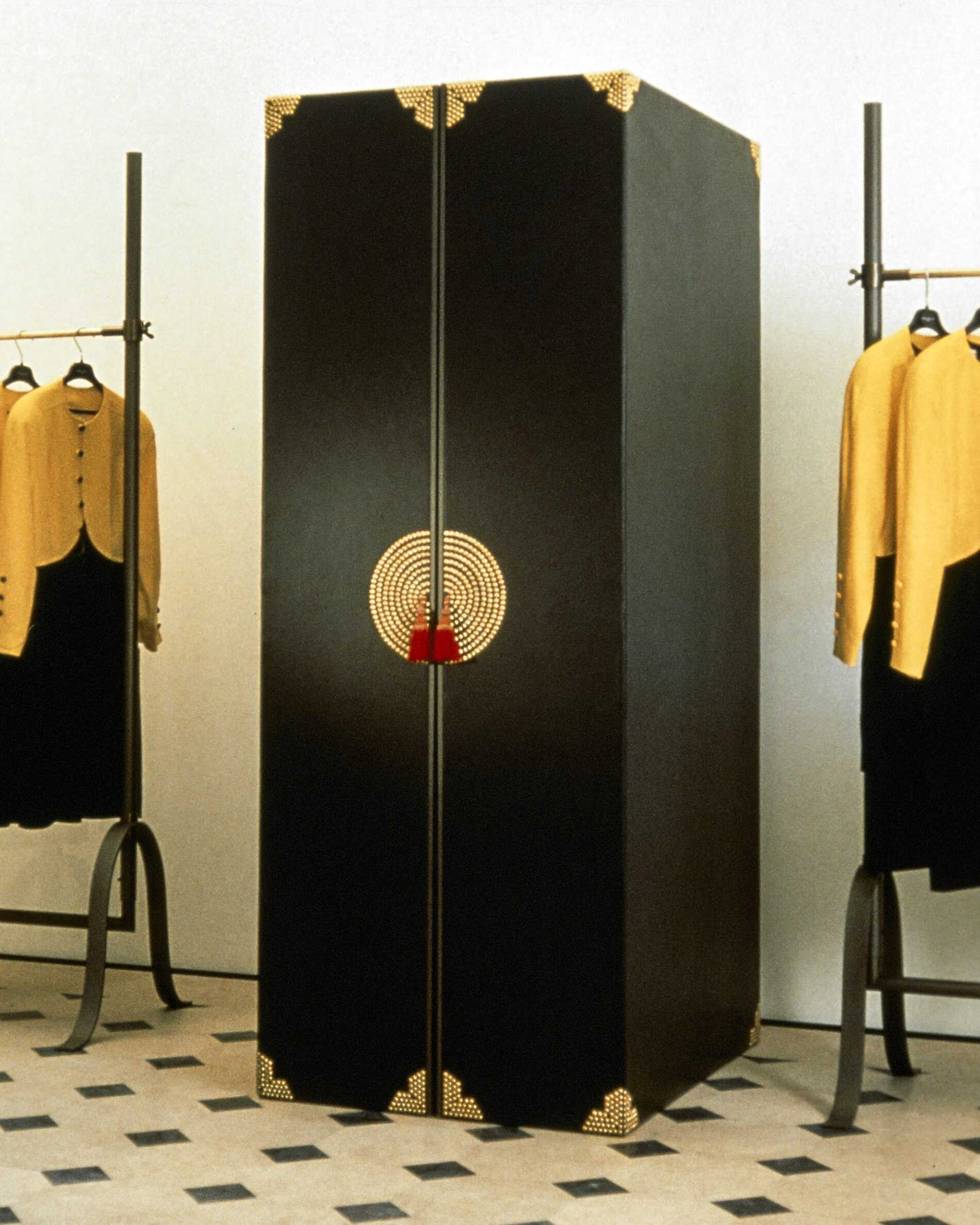 Paris Boutique, Balenciaga