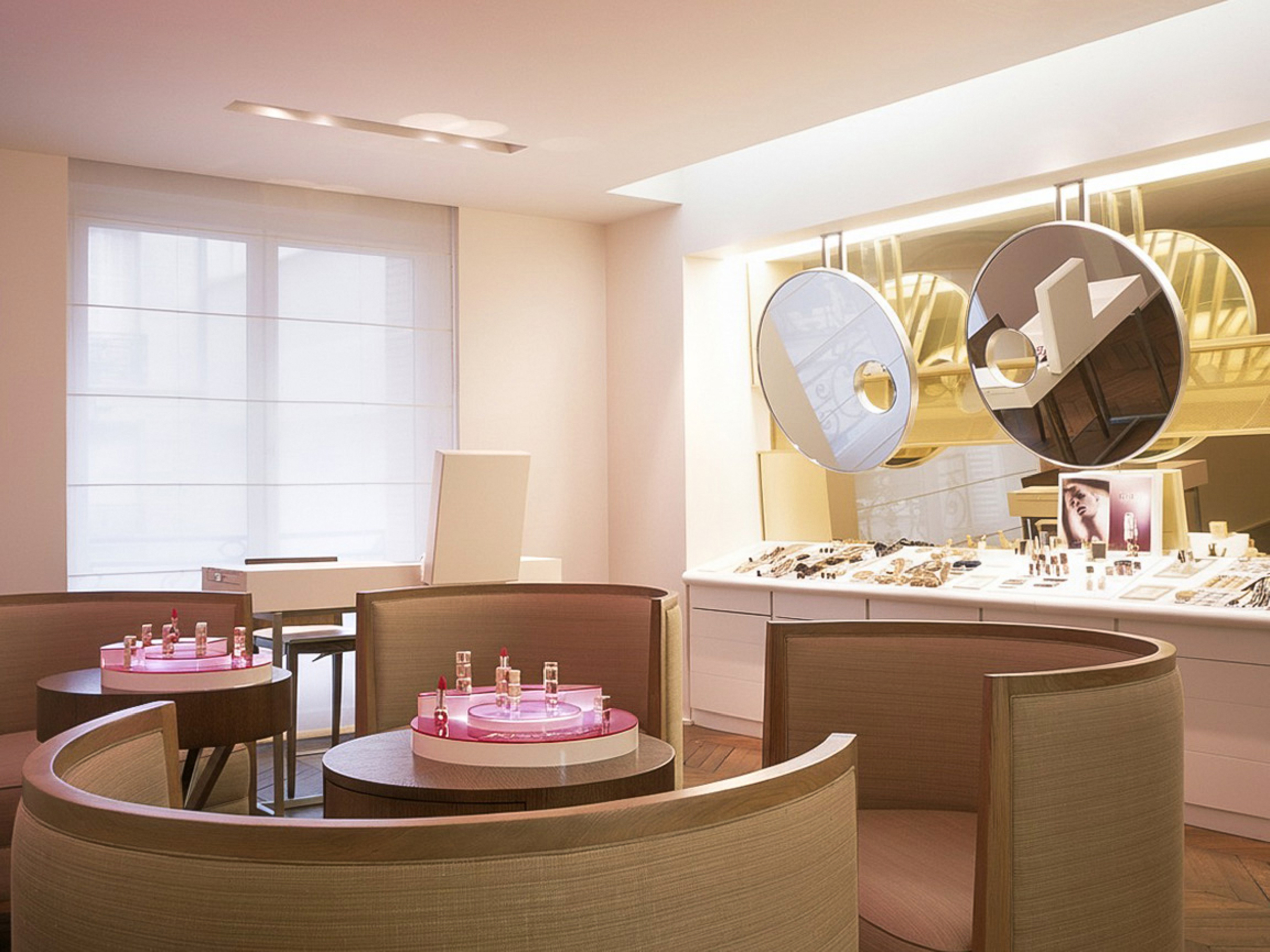 Guerlain Store, Champs-Élysées Paris