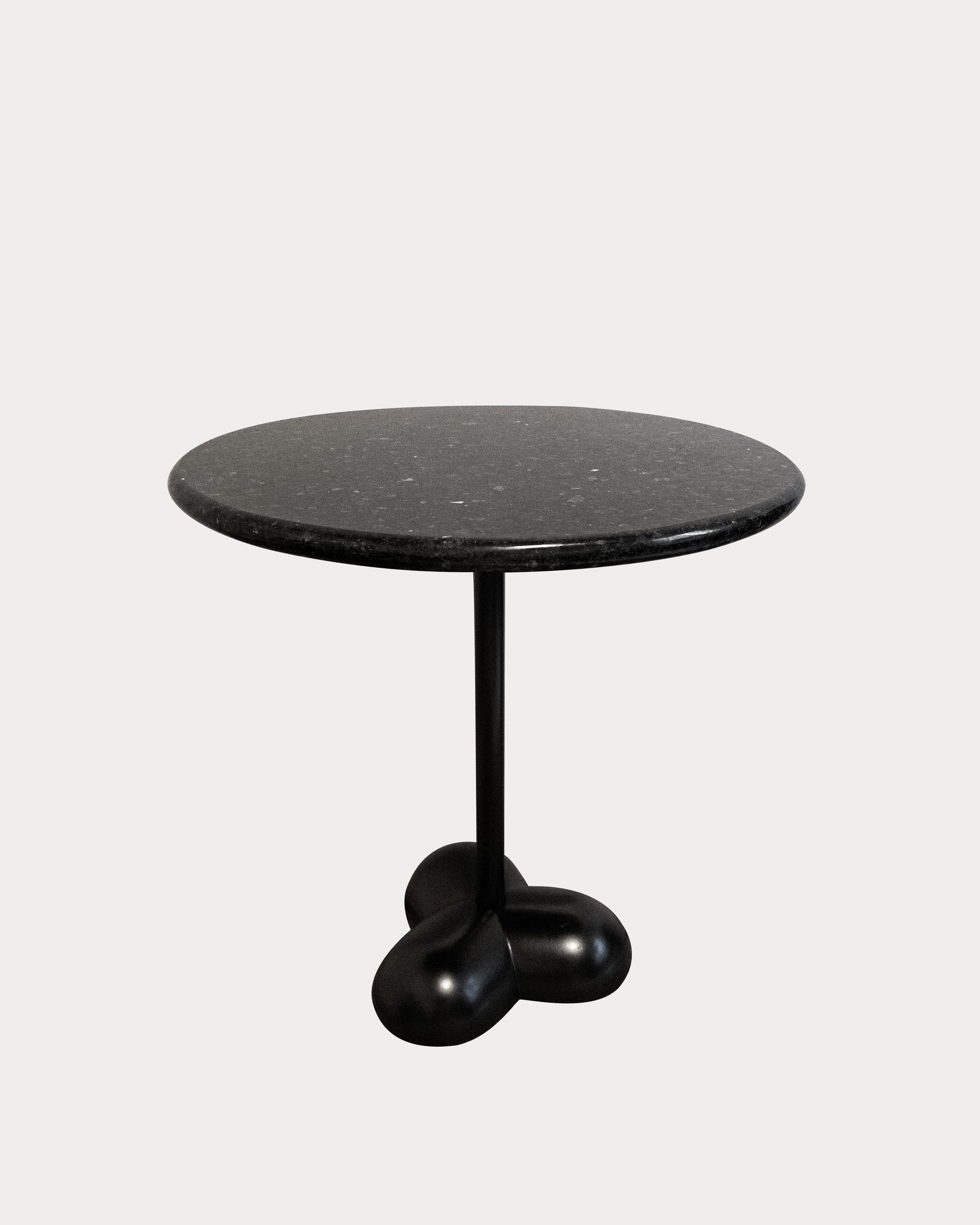 Trèfle bistro table